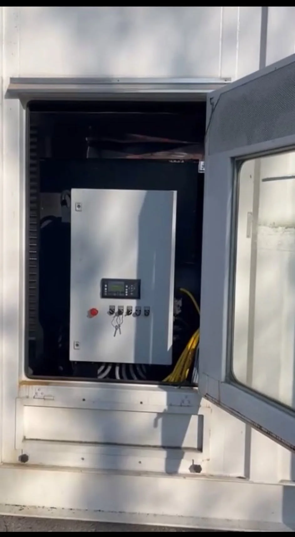 Used HIMOINSA MT-2250 CSA Diesel Generator Sets - 2,250 kVA / 1,800 kW